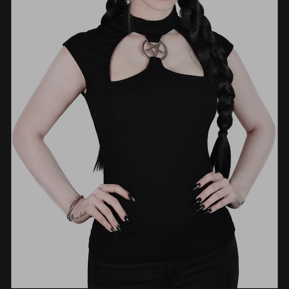 🚫SOLD🚫Killstar one of us top